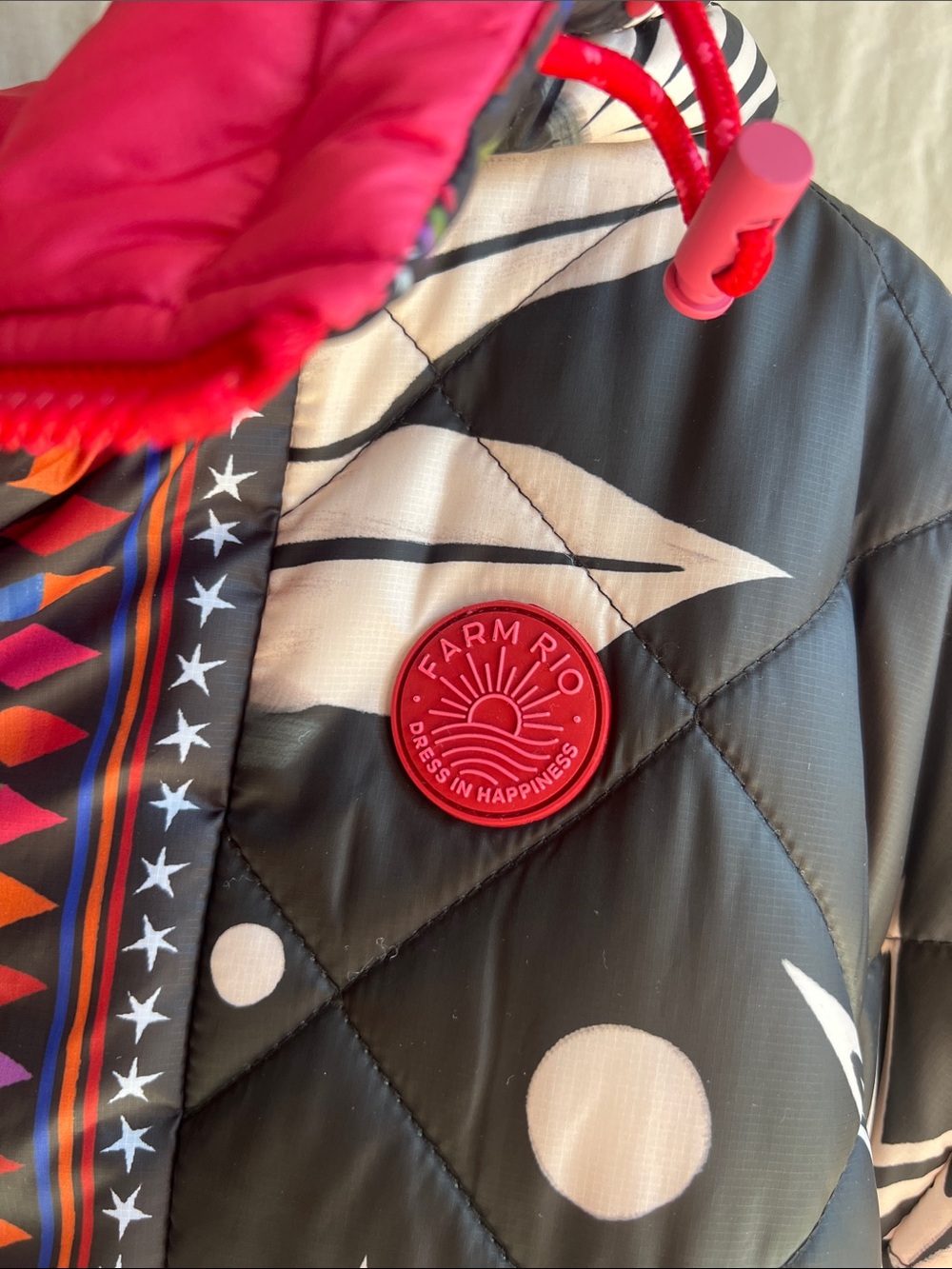 Farm Rio Cerrado Sky Reversible Puffer Jacket Size L Black White Rainbow - Picture 4 of 10